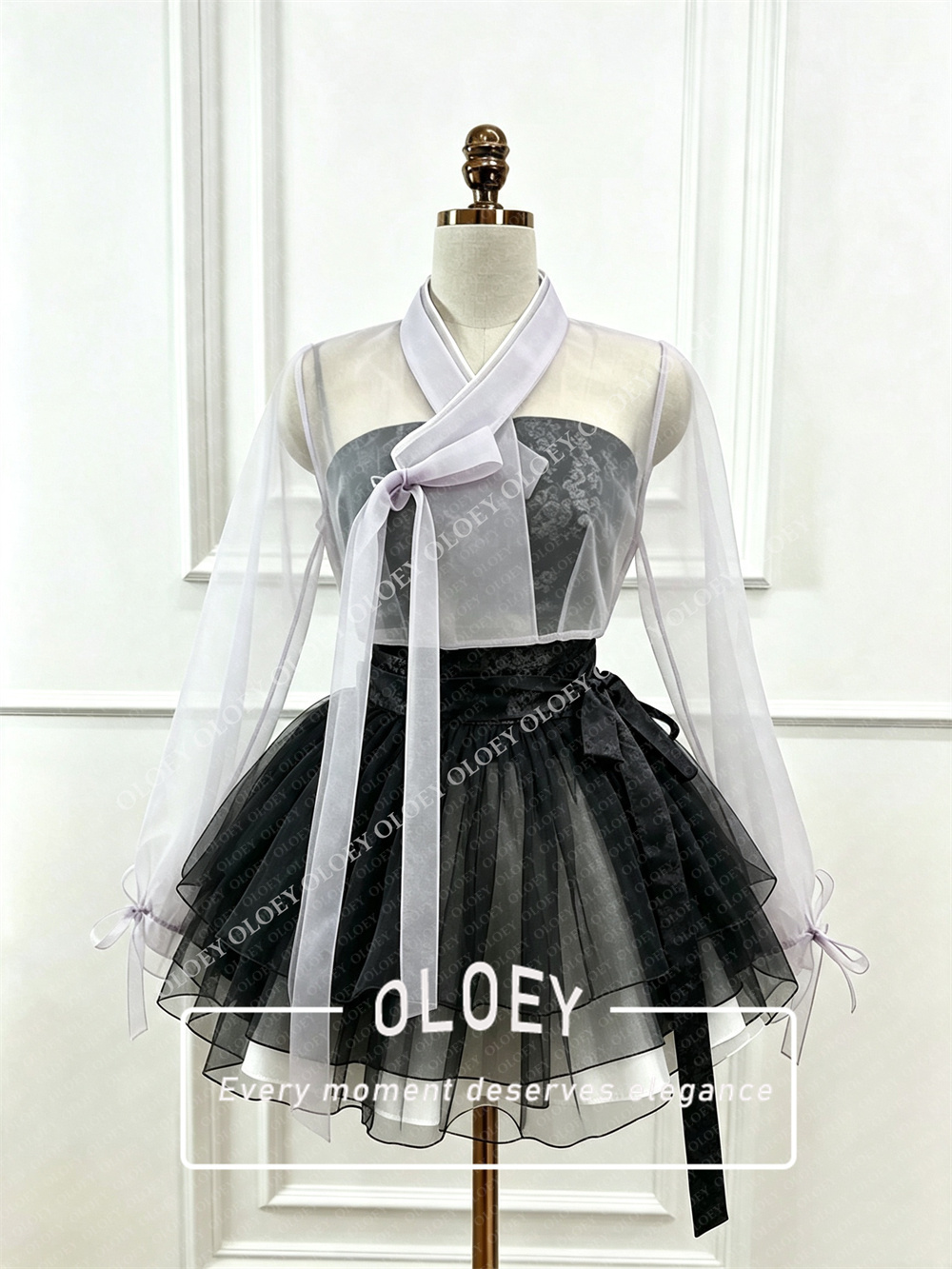 OLOEY Set Hanbok Moderno Nero  - Hanbok Modern Set recensione e prezzo